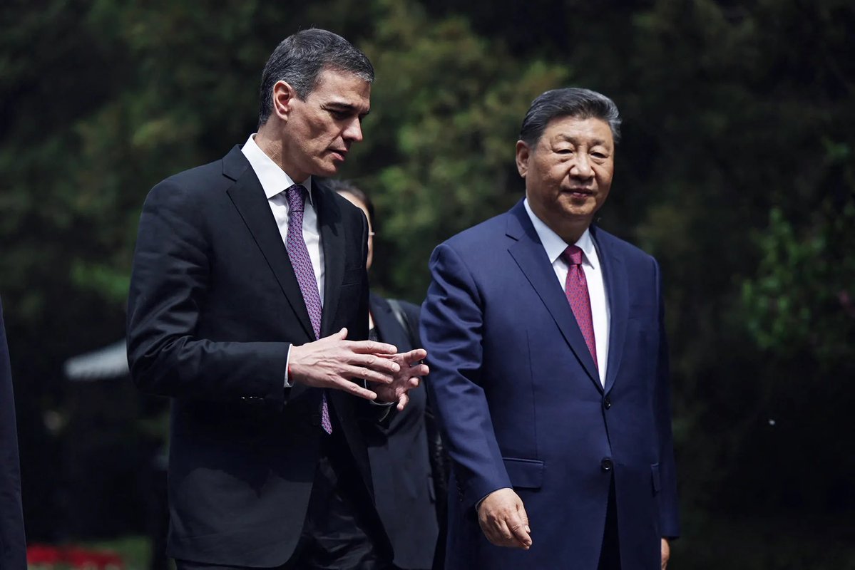 hispano_studies's tweet photo. 🚨🇪🇸🇨🇳 | BREAKING: Chinese intelligence-linked analysts say the Ceuta migrant surge formed part of a Moroccan-Israeli campaign to destabilize Spain.

Egyptian political scientist Nadia Helmy attributes the assessment to reports produced in Beijing, while Chinese diplomats and Colombian President Gustavo Petro have echoed the accusation.