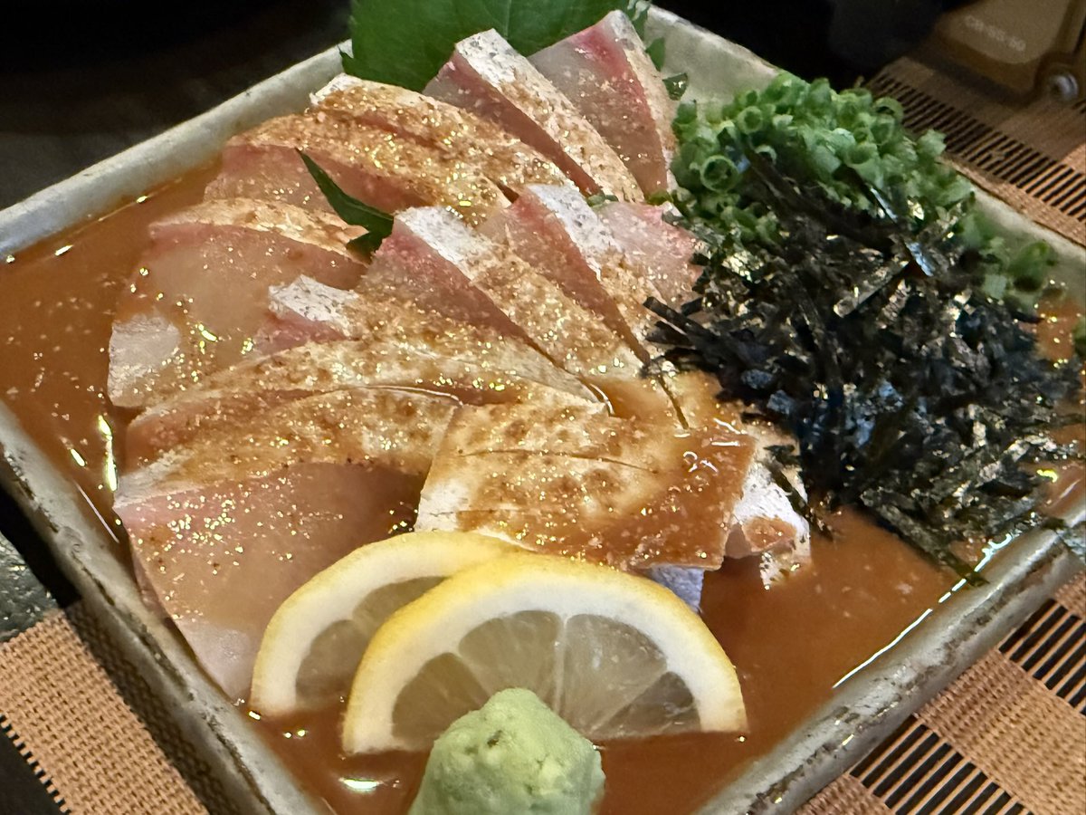 tonideki's tweet photo. 久しぶりの博多。
いきたいところ多すぎて一泊じゃ回り切れない！

BMで締める。 https://t.co/mkgPNiJqyb