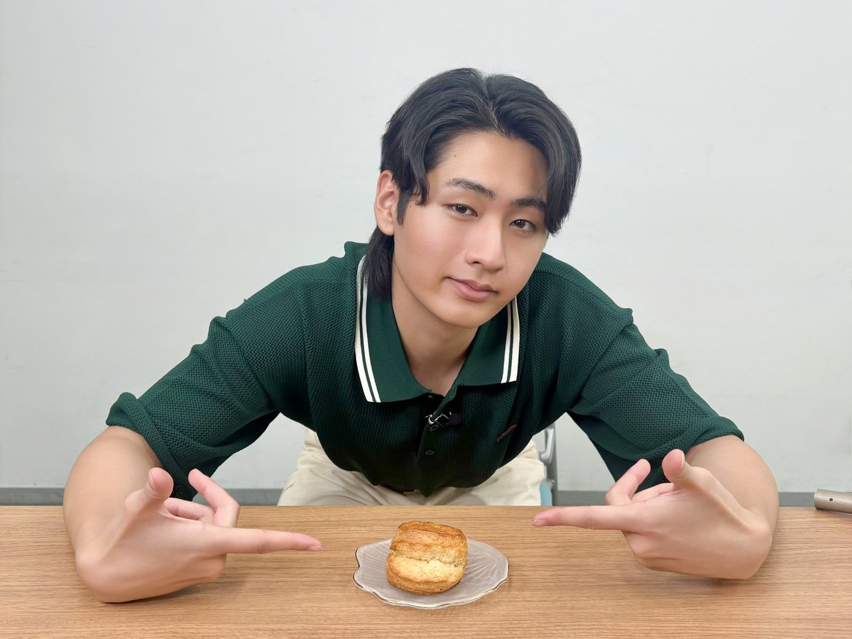 jr_official_X's tweet photo. 明日の朝05:50から放送の『 #ZIP! 』🤲🏻🌈
「 朝の流行チャージ #買いドキッ !?💓 」に
#猪狩蒼弥 が出演します‼︎

今週は" スコーン "をリポート🍽️

ぜひお楽しみに☀️

#KEYTOLIT https://t.co/PhnPSKV3gP