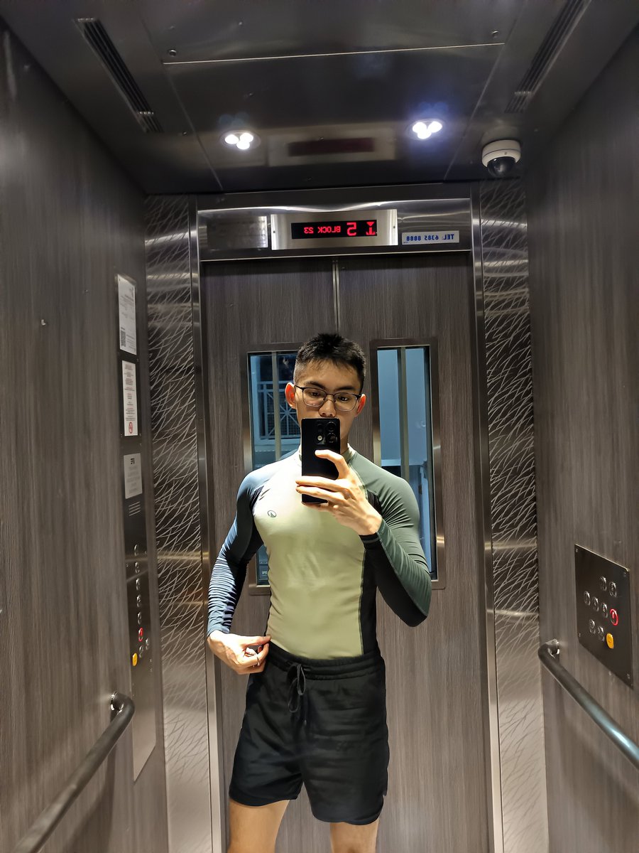 HonSheang's tweet photo. SWEAT https://t.co/jf3LvIslLO