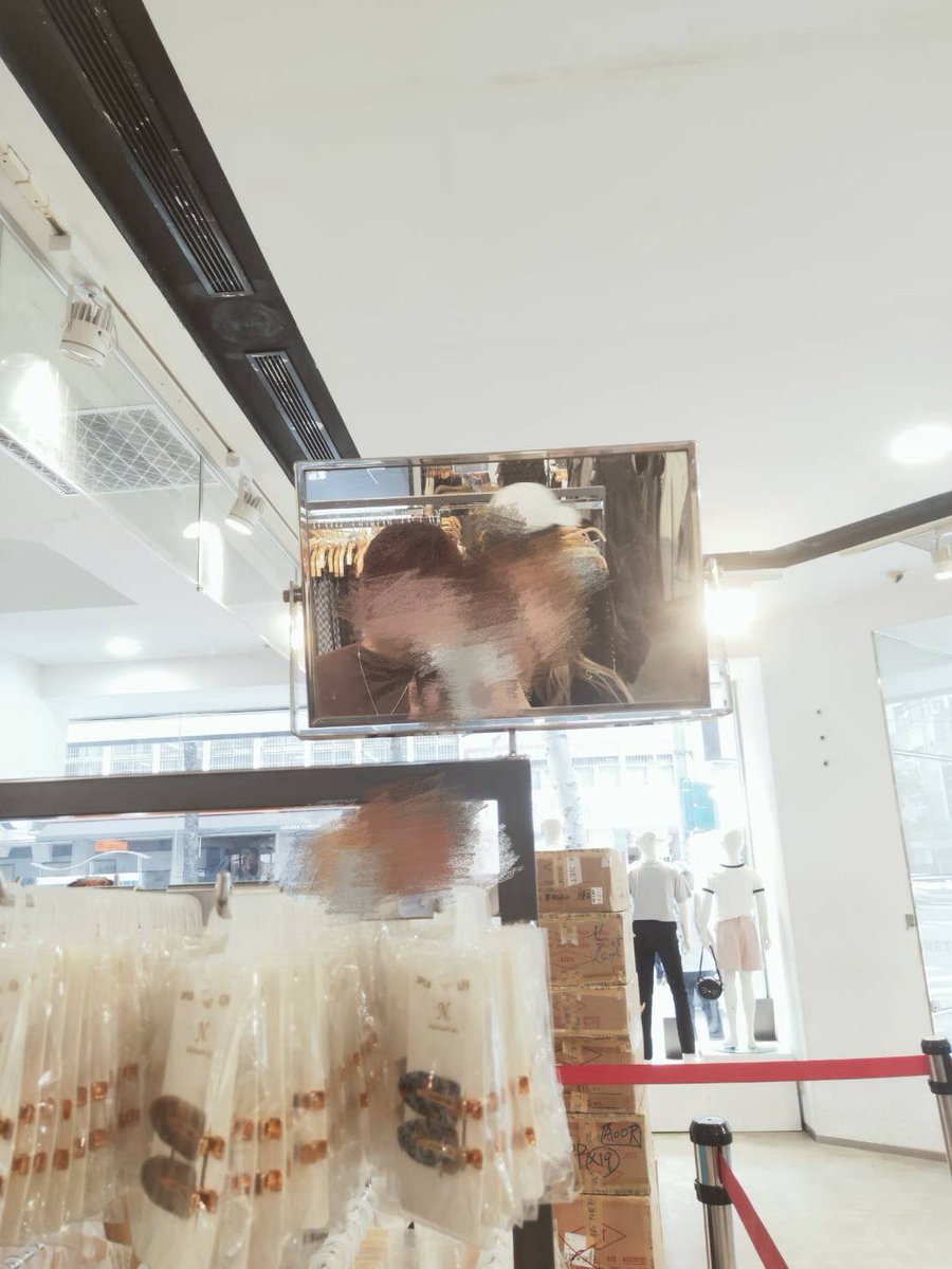 yallxch's tweet photo. 今天跟可愛ㄉ人吃漂亮飯
@zhngyun02367178 👩 https://t.co/j4LERunsEk
