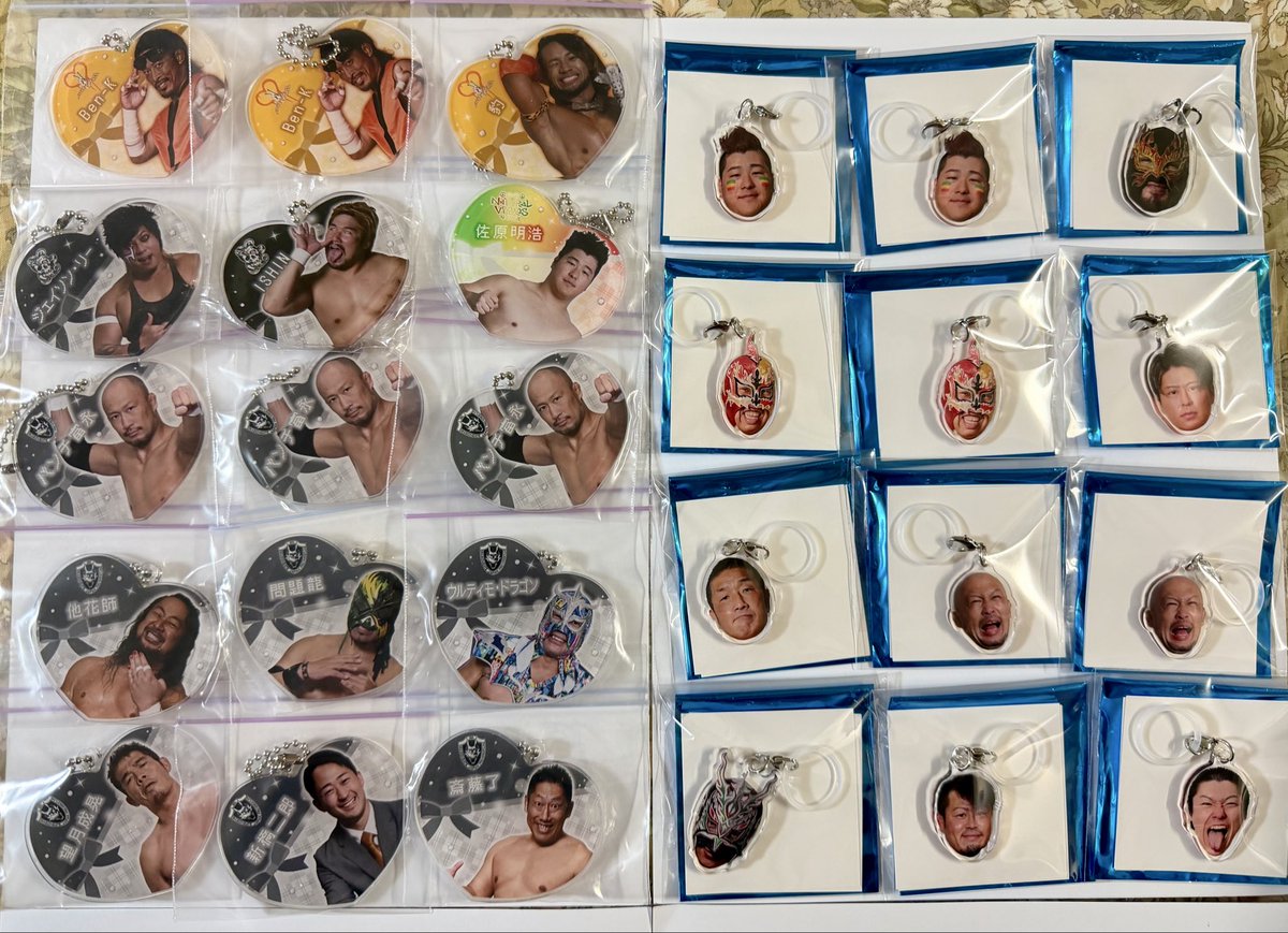 Y1119N818's tweet photo. ドラゴンゲート　DRAGONGATE　ドラポン　買取　譲渡

《譲》
写真参照

《求》
定価1個500円

8/9 長野
8/16 神戸
8/30 奈良
9/3 後楽園ホール
手渡しのみ
※郵送はいたしません。連絡いただいても返信不可。

検索からもお気軽にご連絡ください🙇‍♀️ https://t.co/HTGAYcL7WG
