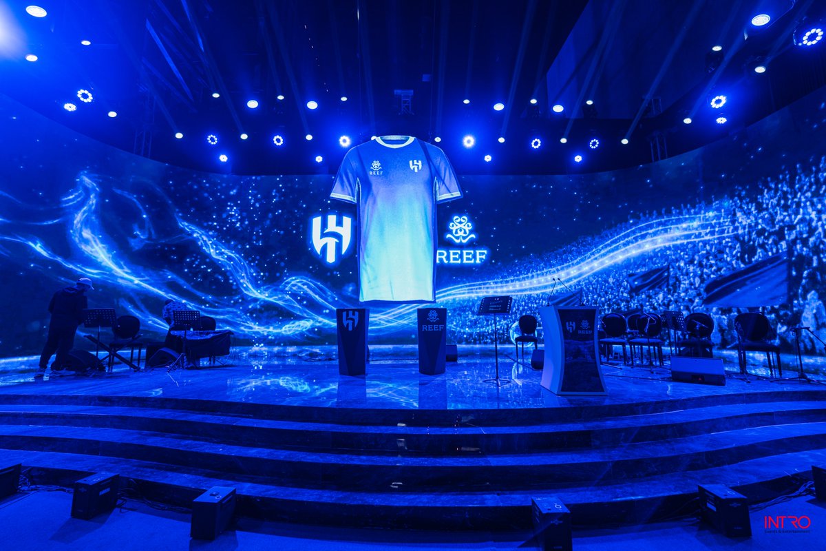 IntroEvents's tweet photo. نفخر في مجموعة انتــــــــــــرو بتنفيذ وتجهيز الفعالية التي جمعت بين نادي #الهلال_السعودي و #ريف للعطور، بحضور الرئيس التنفيذي لنادي الهلال، السيد #ستيف_كالزادا .

#INTROGroup #AlHilal #ReefPerfumes #EventProduction #SaudiArabia #Events https://t.co/aebB2eIMMS