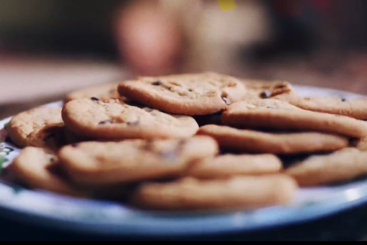 AnAcademician's tweet photo. Close up of the cookies is iconic I fear https://t.co/2cAp1Dkadv