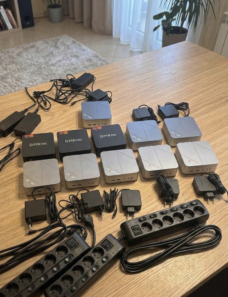 JacobMReed0's tweet photo. The most boring businesses often make the most money.

Setting up 10 mini PCs to farm CS2 Armory Pass isn’t glamorous. No viral moments. No exciting trades. Just the same automated process running day after day.

Most people get bored before they ever see results.

But a system that can generate up to $3,200/month doesn’t need to be entertaining-it just needs to work.

The people chasing hype are constantly starting over.

The people building systems are busy collecting the results.

Consistency scales. Emotions don’t.