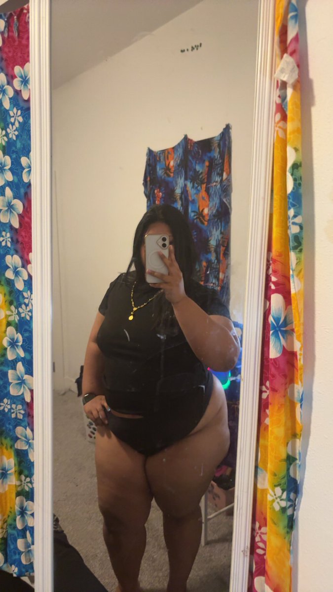 CrForyiy's tweet photo. Need some dick 😫
#pics #mirror #bbw #nsfwtwtًً #CHUDAİ #single #freaky https://t.co/PBlxA8GpMW
