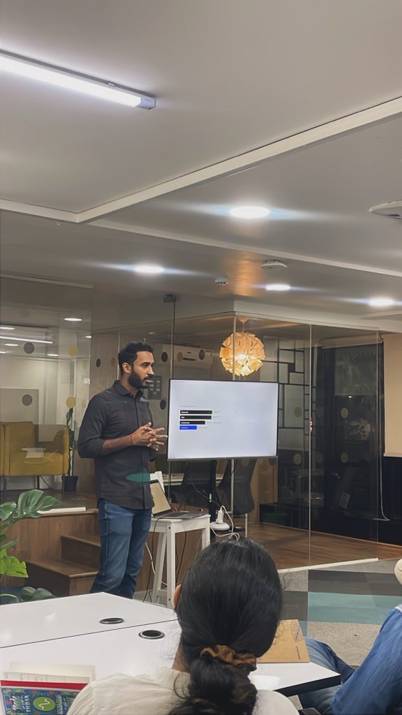 prernaa_agarwal's tweet photo. Learning Paid Marketing 0-1 fir builders 
by @theishanvyas 

Super insightful!

#marketing #paidads #gtm #ads #learninpublic #aieithprerna #nomira

@AILearnCircle @bhiveworkspace @1997harkirat https://t.co/b6N5qTcqY6