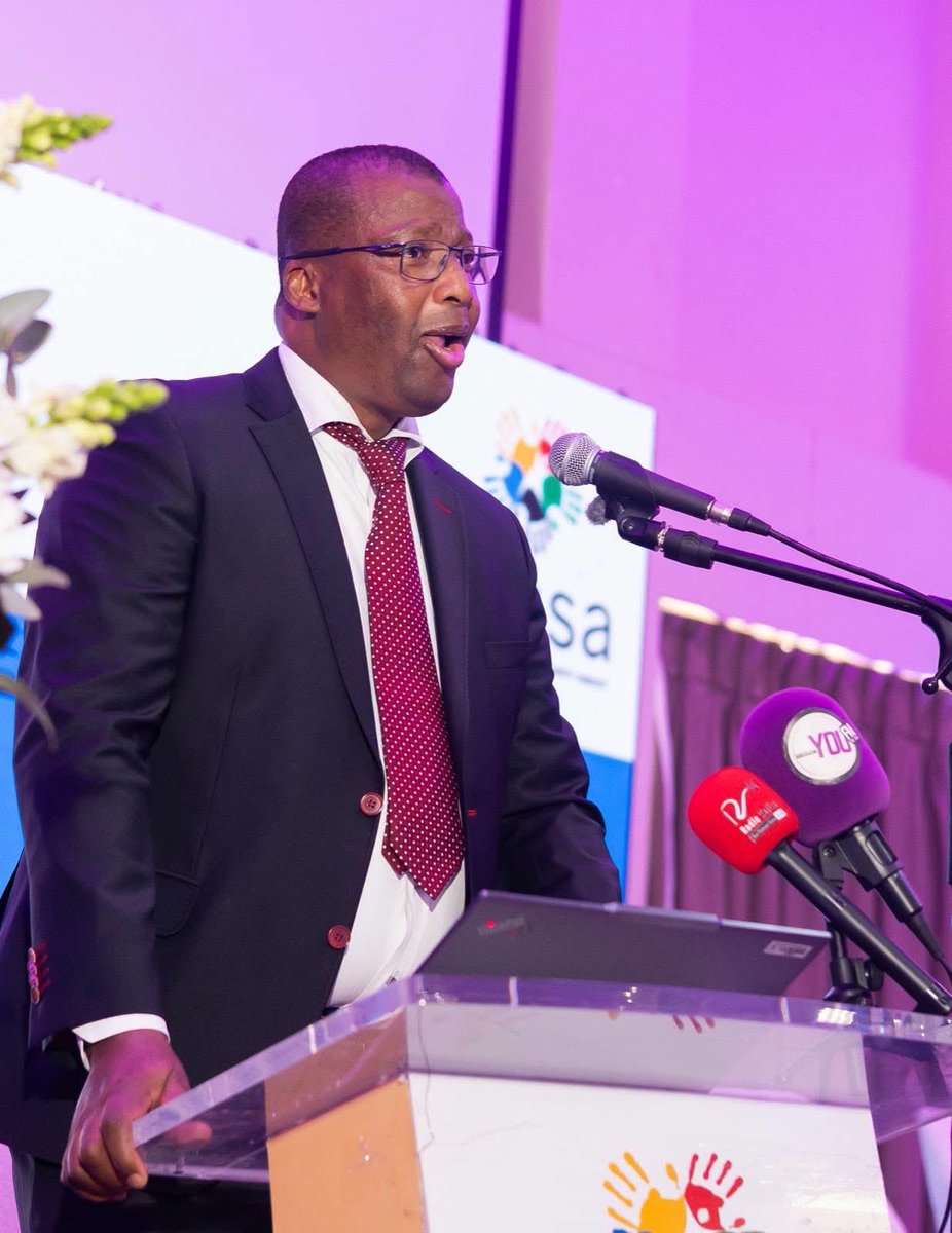 OfficialSASSA's tweet photo. HAPPENING NOW | RUSTENBURG, NORTH WEST
North West Acting Regional Executive Manager, Mr Sikhosiphi Dlamini, welcomed SASSA CEO, Mr Themba Matlou, and key stakeholders to the media engagement session at the Royal Marang Hotel in Rustenburg, North West.
#SASSA20
#SASSACares
#YourSASSAMySASSAOurSASSA