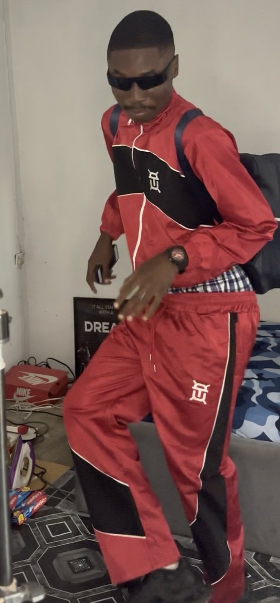5starbarber_1's tweet photo. too fly🔥⛷️ https://t.co/qza9QKiGHs