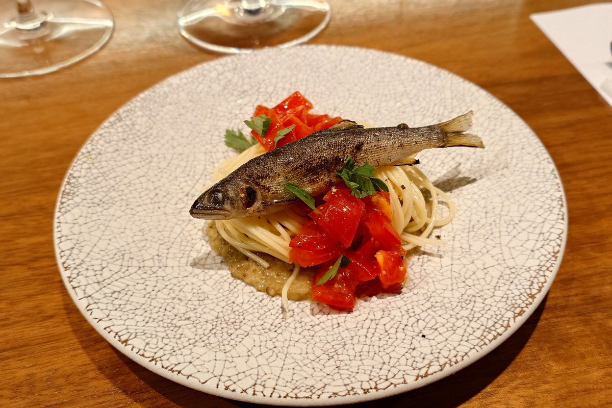 you45019883's tweet photo. お料理圧倒的かつ完璧
＠WineBarNeutral https://t.co/Bt5dJONoCO
