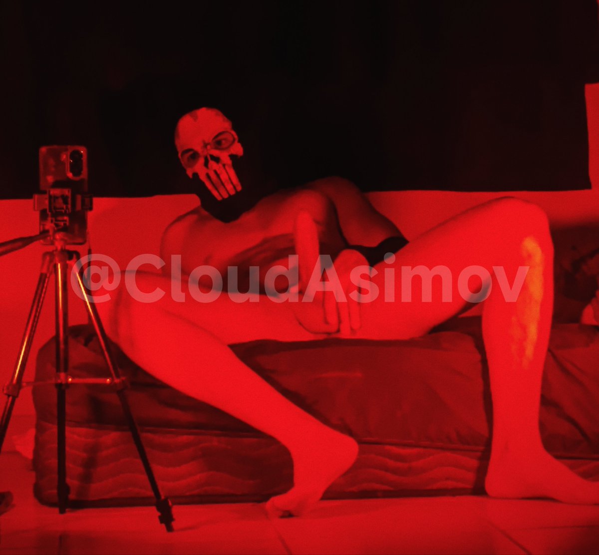CloudAsimov's tweet photo. Hoy entrenamos duro 💀 https://t.co/NxJDBZgE86