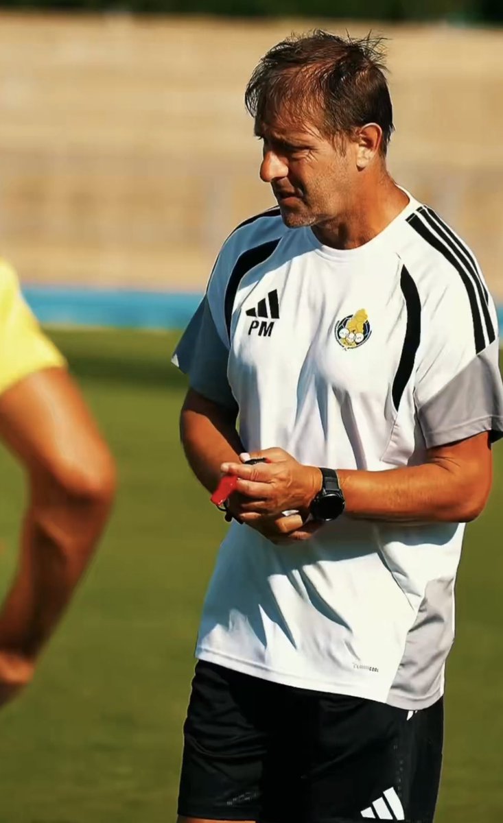 GHA_z1's tweet photo. 🚨🗣️ | بيدرو مارتينيز:

ماهي طموحاتكم في الموسم القادم ؟

• لدينا طموحات كبيرة وبالتأكيد إذا تعاقدنا مع اللاعبين الذين سيقدمون الإضافة فيمكننا تحقيق العديد من الإنجازات لكنني الآن لن أتحدث عن اهدافنا ربما لاحقا ربما مع بداية الدوري يمكننا الحديث عن ذلك https://t.co/woDUQMDZtz
