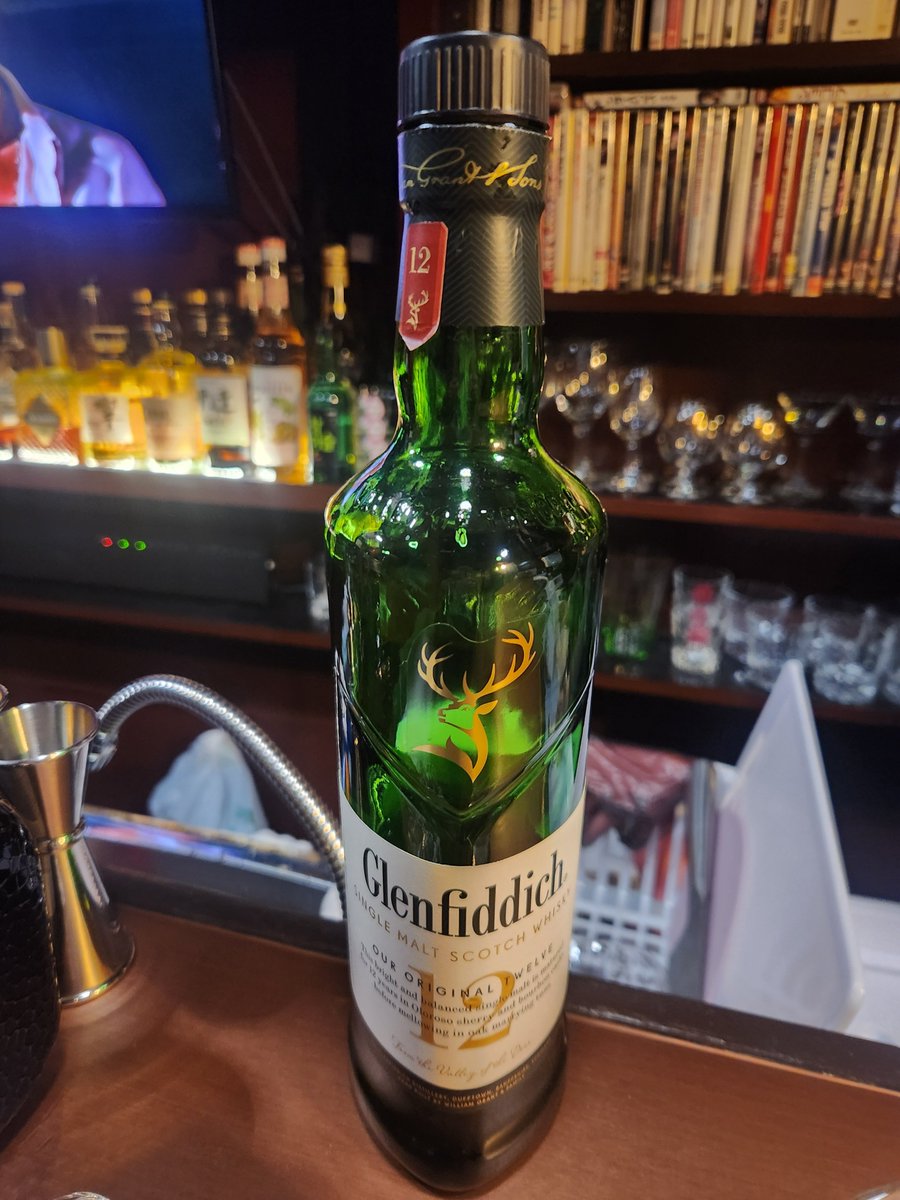 teru_blue's tweet photo. 良いお店に来ました◎ #青葉通り一番町 #文化横丁 #ORIORI #bar https://t.co/tnVUqIgbU3