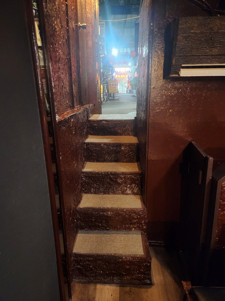 teru_blue's tweet photo. 良いお店に来ました◎ #青葉通り一番町 #文化横丁 #ORIORI #bar https://t.co/tnVUqIgbU3
