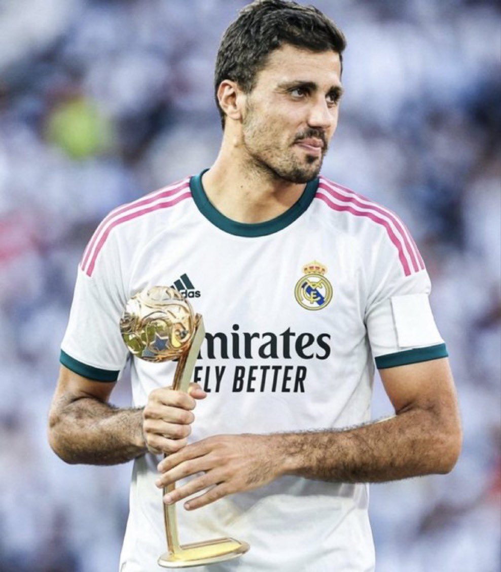 WadeTroutmann's tweet photo. @realmadrid Sign Rodri idiots 😡😡😡😡 https://t.co/AtYlqEORB3