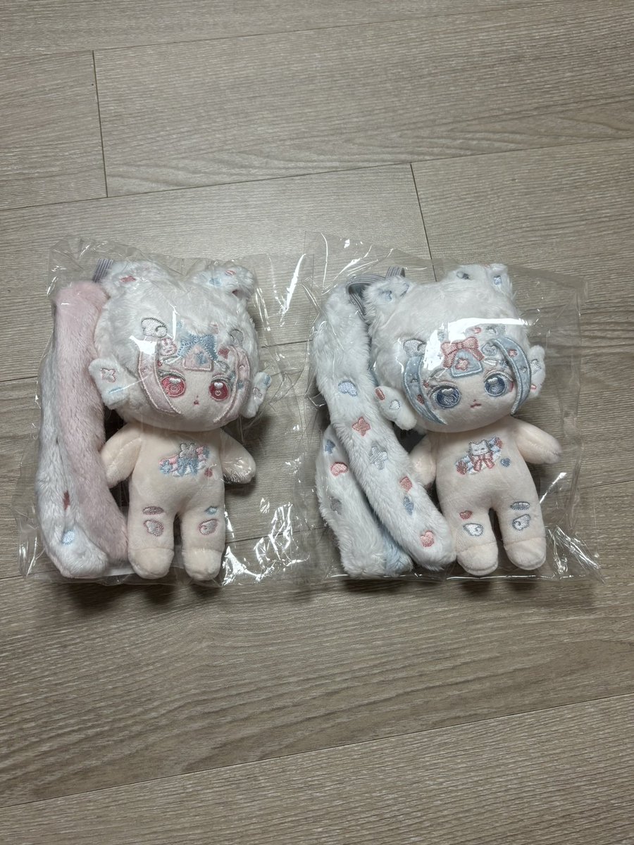 rhkthql's tweet photo. #무솜인덕장터
무속성 데코묭, 데코냥 각각 2.95에 원가양도합니다
일괄 우대
불량 확인 차 단순개봉만 했습니다 디엠주세요 https://t.co/WbW8ak6xnY