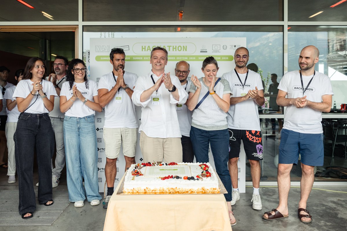 NOIhackathon's tweet photo. Since 2013 new NOI Hackathon formats and editions have been introduced, leading to the 10th Summer Edition, where solving real-world challenges comes with a relaxed summer atmosphere - and sometimes the best ideas come after a dip in the pool! 🏊

Which edition did you join?😊 https://t.co/GXGAipQzY2
