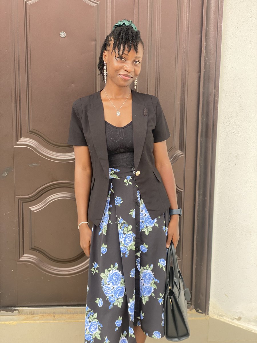 _ArisaMary's tweet photo. There are places where only your looks can open doors for you.
In all you do, dress well!
Dress modestly! https://t.co/8KsOyam9NO