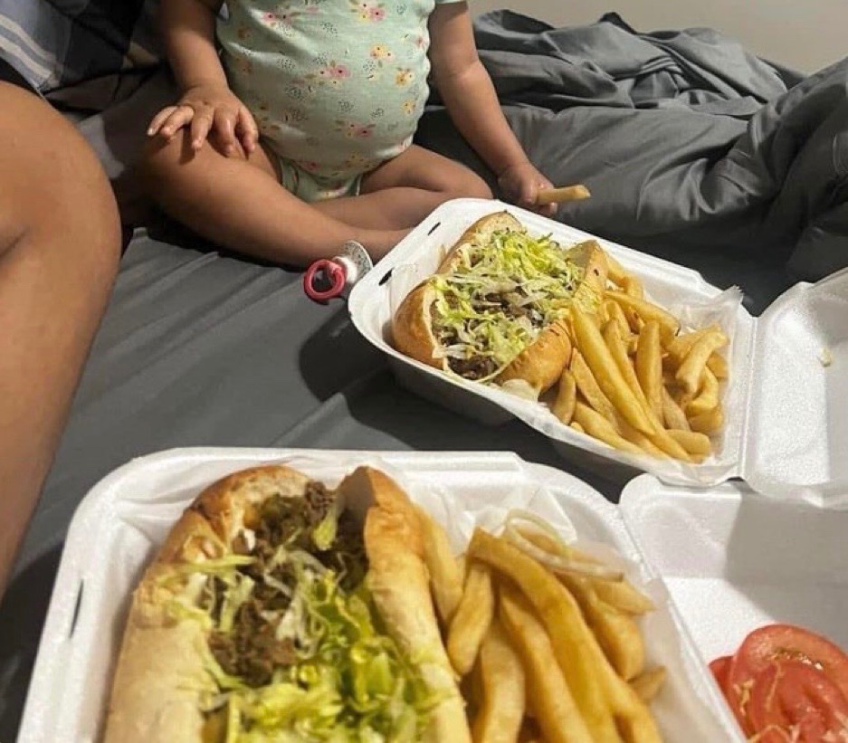 plugdontmiss's tweet photo. Me when i have kids cus I'm not sharing shit https://t.co/h8xSLTrBkG