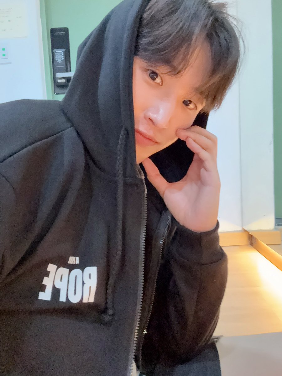 ew_0114's tweet photo. 감사합니다!! https://t.co/uygy80BR72