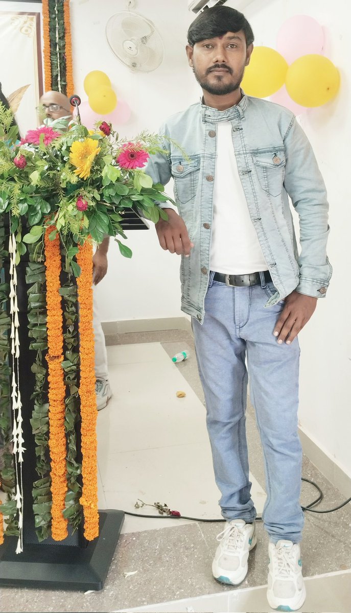 PrafullKumarSu2 tweet picture