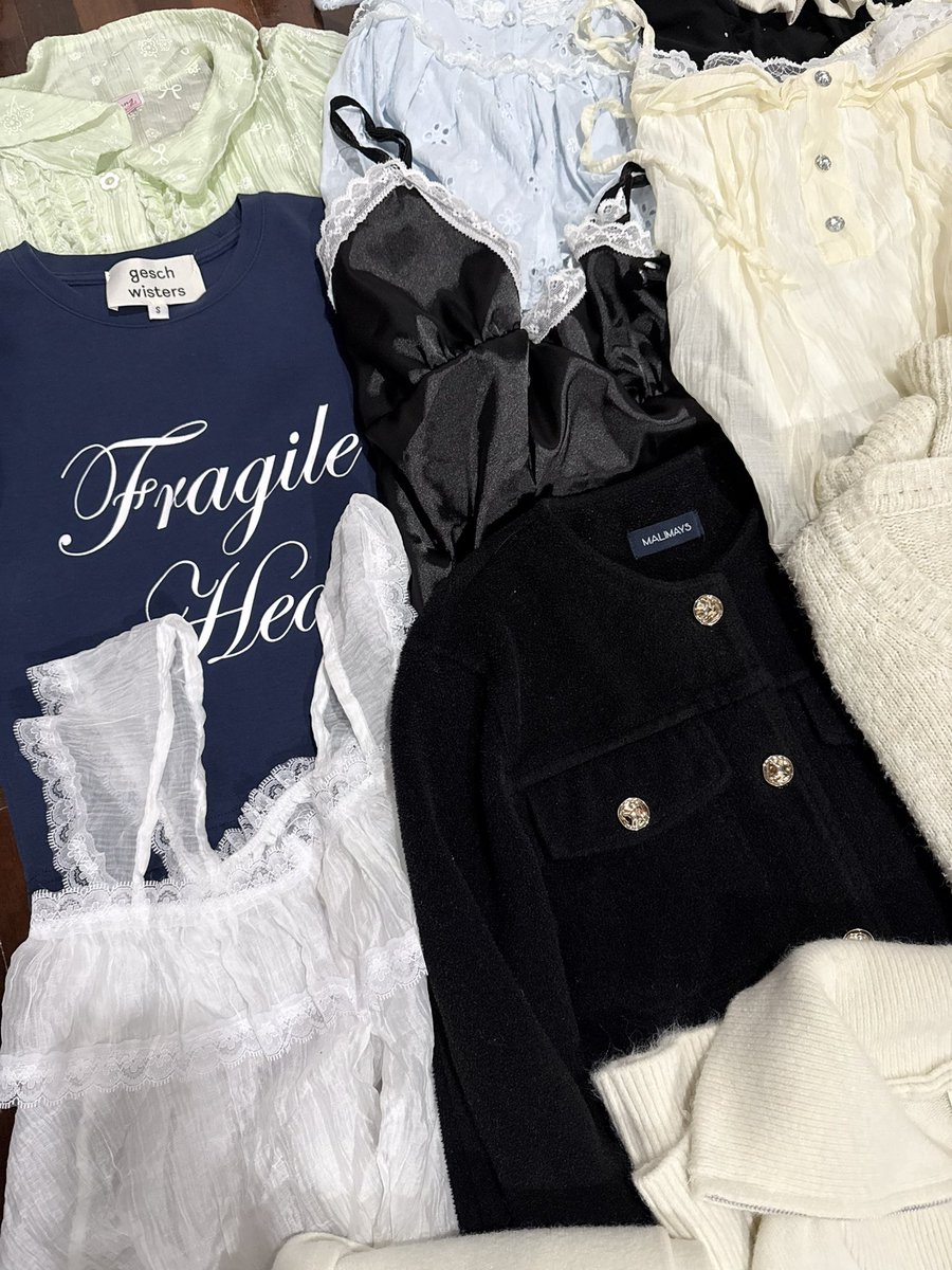 BjDonut's tweet photo. โล๊ะๆเสื้อผ้า กระเป๋า งานอจราคาเริ่ม 10฿  🎀✨👚 (ลงวันนี้ 21.30น.)
ค่าส่งเหมาๆ35ไม่บวกเพิ่ม รี+ปักลด5฿📮

เดี๋ยวทยอยลงใต้โพสต์น้า❤️

#ส่งต่อเสื้อผ้า #ส่งต่อเสื้อผ้ามือสอง #ส่งต่อเสื้อผ้ามือ2 #ส่งต่อเสื้อผ้าไอจี #ส่งต่อกระเป๋ามือ2 #ส่งต่อกระเป๋า #ส่งต่อfeelfreebkk #ส่งต่อMalimays https://t.co/DvUxjpNQO9