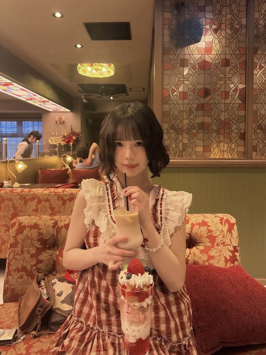 rmfjs_k's tweet photo. ライブと違う雰囲気のあいすちゃんも可愛い🥹🤍
今度その喫茶店行って同じの食べる！🍨
#あいすを愛す https://t.co/yZ7lBrYTgL