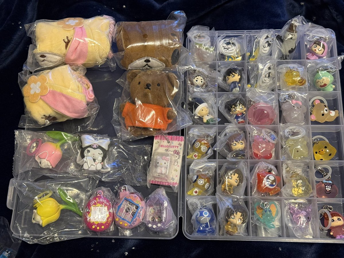 mis2ug's tweet photo. 【交換・買取】 めじるしアクセサリー キーリングハンガー サンリオ シュガーバニーズ シュガバニ etc.

譲：画像1,2
求：画像3,4その他ご提示ください>定価+送料

交換優先しておりますが、物により買取可能です
プロカ一読お願いいたします🙇🏻‍♂️ https://t.co/CuYYjPr4gz