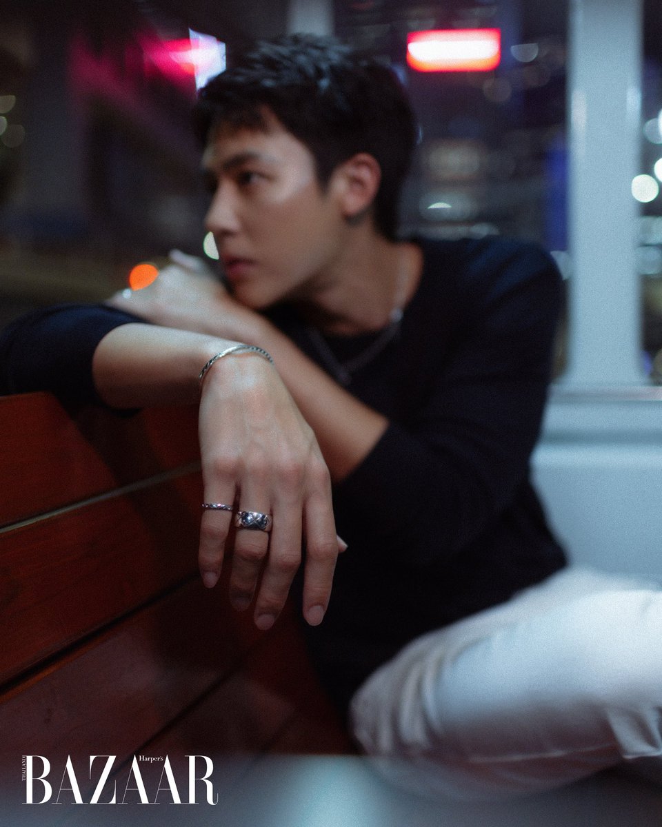 banmarkpantip's tweet photo. CHANEL X MARK PRIN 🥰#BAZAARExclusive
#COCOCRUSH #CHANELFineJewelry #หมากปริญ #mark_prin
cr. BAZAAR Thailand ,Harpersbazaarmycover https://t.co/8wMlouzVUS