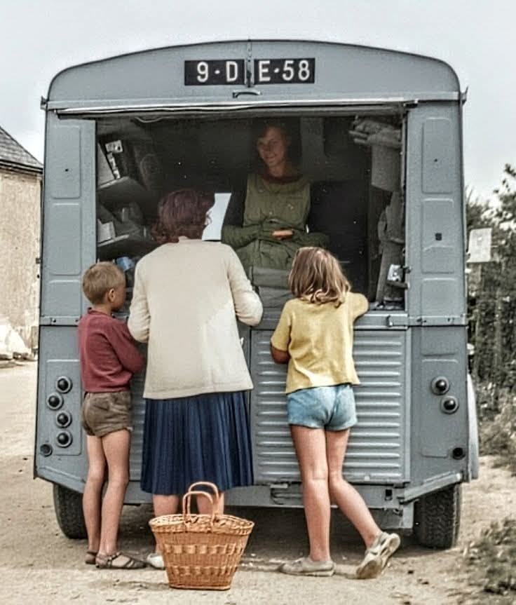 Laurent36600's tweet photo. Tout une époque..... https://t.co/XXEaMQzEbx