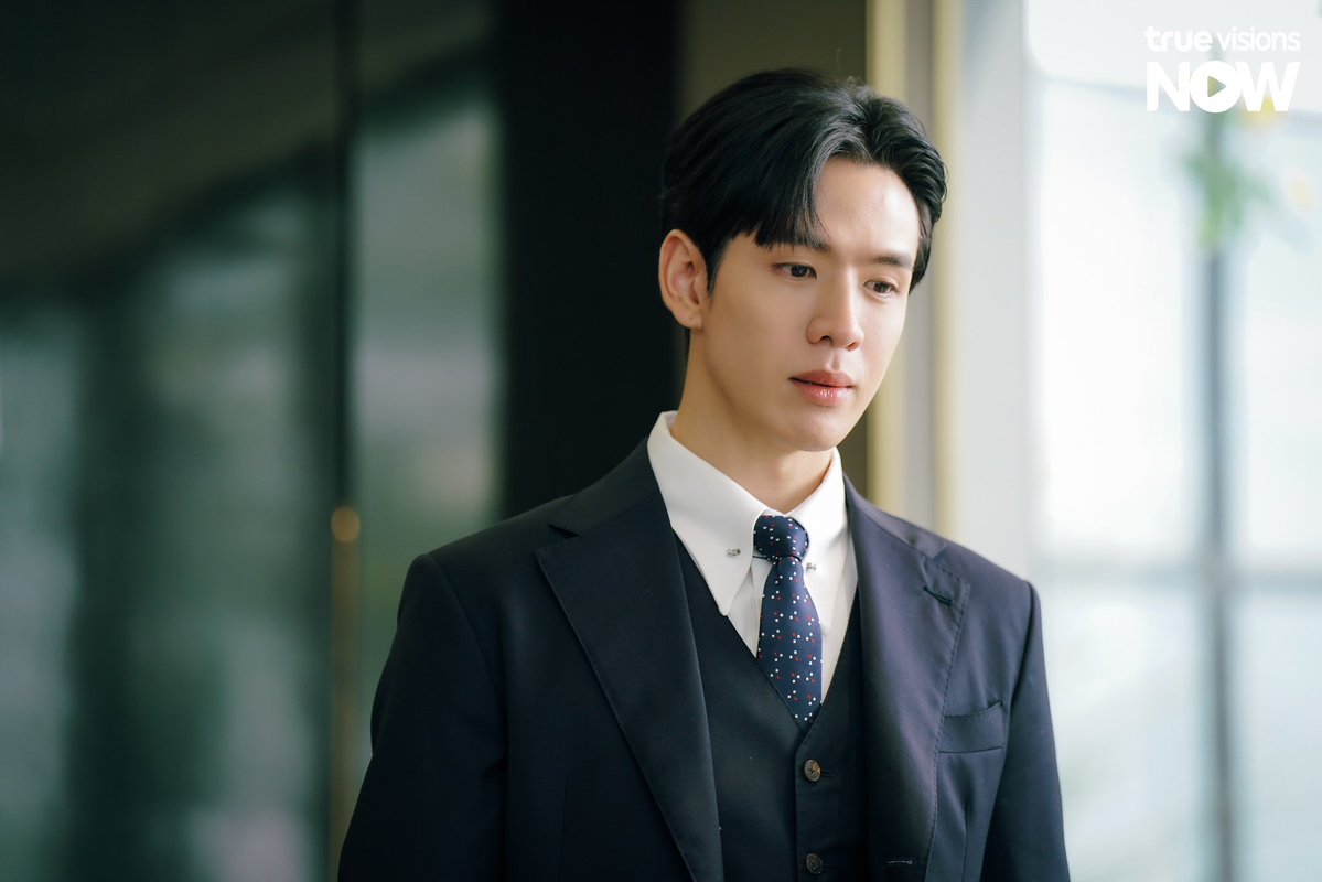 ratrimelakorn's tweet photo. ลุงประธาน กริยา กรรม
#รักษ์ #รักษ์EP1 #รักษ์EP2 https://t.co/sy6ZrntaqV