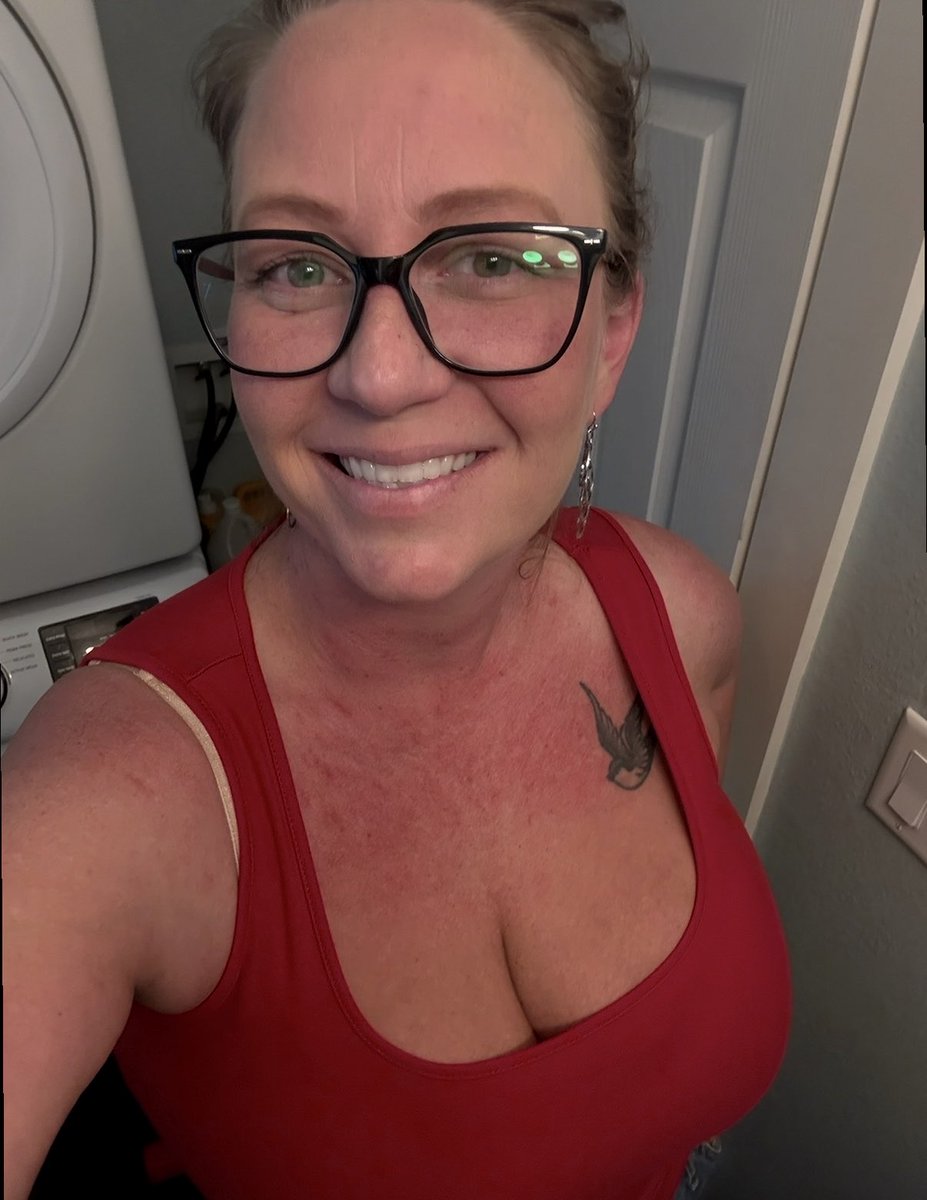 auntiecherryy's tweet photo. Don’t just like it.. say something 🤭😉 https://t.co/lpmjRjN129