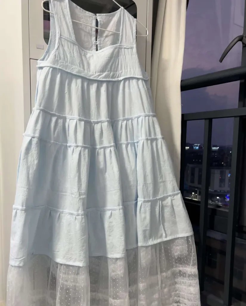 hinataforehead's tweet photo. MADE ONE DRESS https://t.co/D5MwWF9t1z
