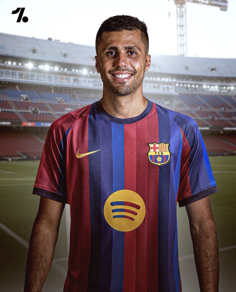 forcabarca_ar's tweet photo. 🚨🚨 ماتيو موريتو:
الان يتفاوض برشلونة على تفاصيل العقد مع محيط رودري
ويعد عرضًا رسميًا أوليًا لمانشستر سيتي https://t.co/nxIDlrMGrM