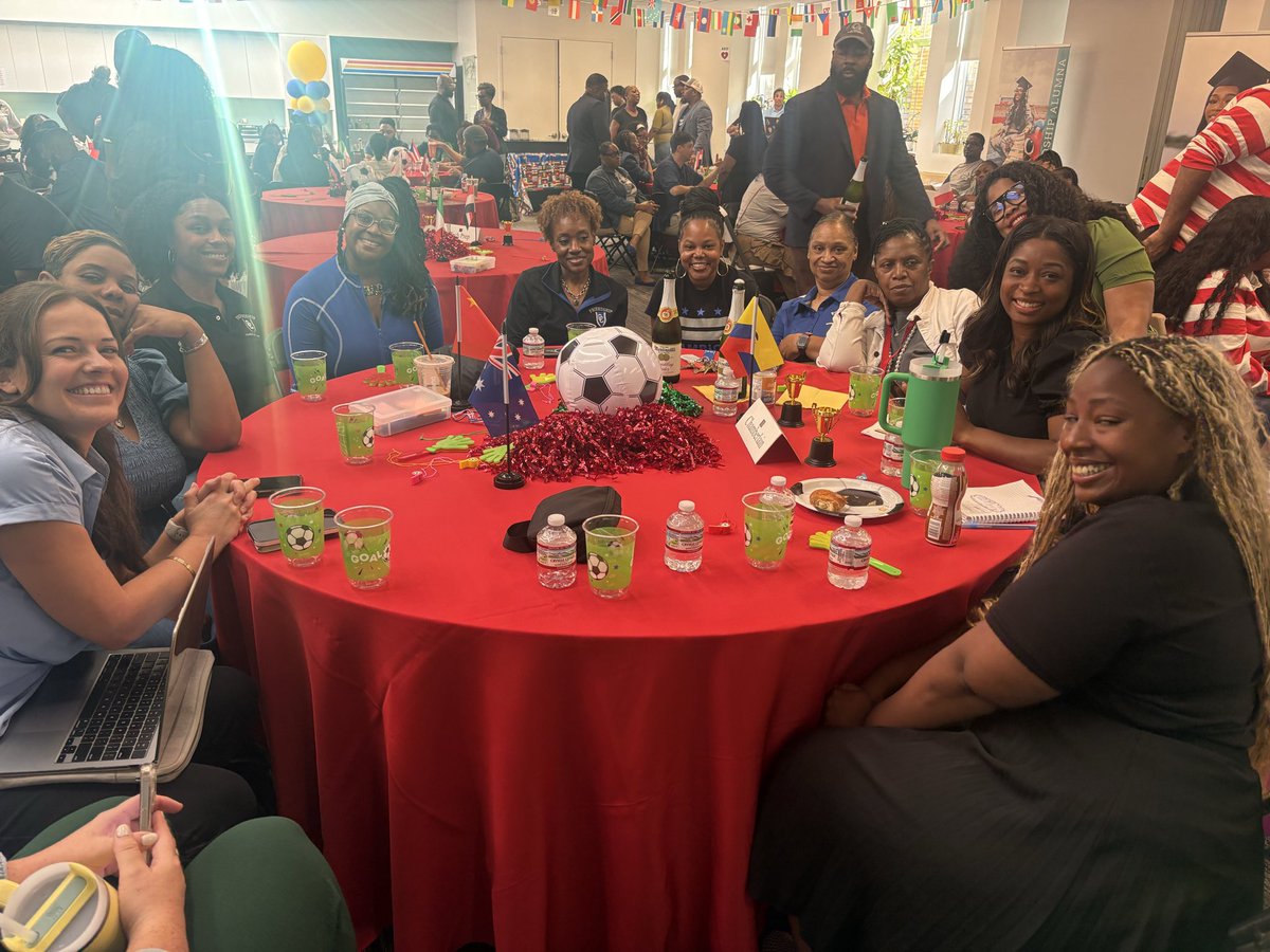 ELA_withMsJ's tweet photo. Having a great time at Data-palooza with these lovely leading ladies of Chamberlain! We’re committed to keeping the high level of instruction going this school year! #Journeyto30 #OneFriendship #AspireMore #FPCSCH #FriendshipsJourneyto30 https://t.co/pxZ4QIj258