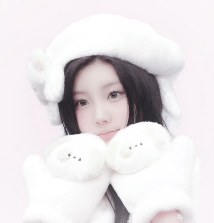 petitluvhvr's tweet photo. ◟　#edtwt  #edrtwt  
                  welcome  ♡ .𓏼༷˚̣

　　𓈒╺݁  ⠀she / her  ྀིྀི  𓈒 ݁
　���ྀི  𓈒 ݁  ⠀basic dni  ⎯
　　　   gw ⟡ 40kg
　　　  #kpopedtwt ◌ ﹒

꣒ ݁ ⠀♡ ↺ looking for new moots https://t.co/odoPr7njiq