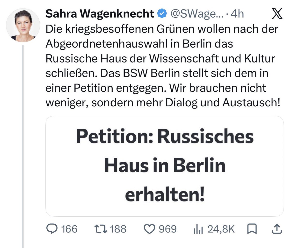 BrennpunktUA's tweet photo. Die inoffizielle Zentrale des RU🇷🇺 FSB in DE🇩🇪 muss erhalten bleiben. Wo kämen wir denn da hin, wenn wir feindlichen Geheimdiensten es hier so schwer wie möglich machen? Immerhin ist der Anschlag auf den Flughafen Leipzig gescheitert. Das darf sich auf keinen Fall wiederholen. /s https://t.co/Mc4NzVLG57