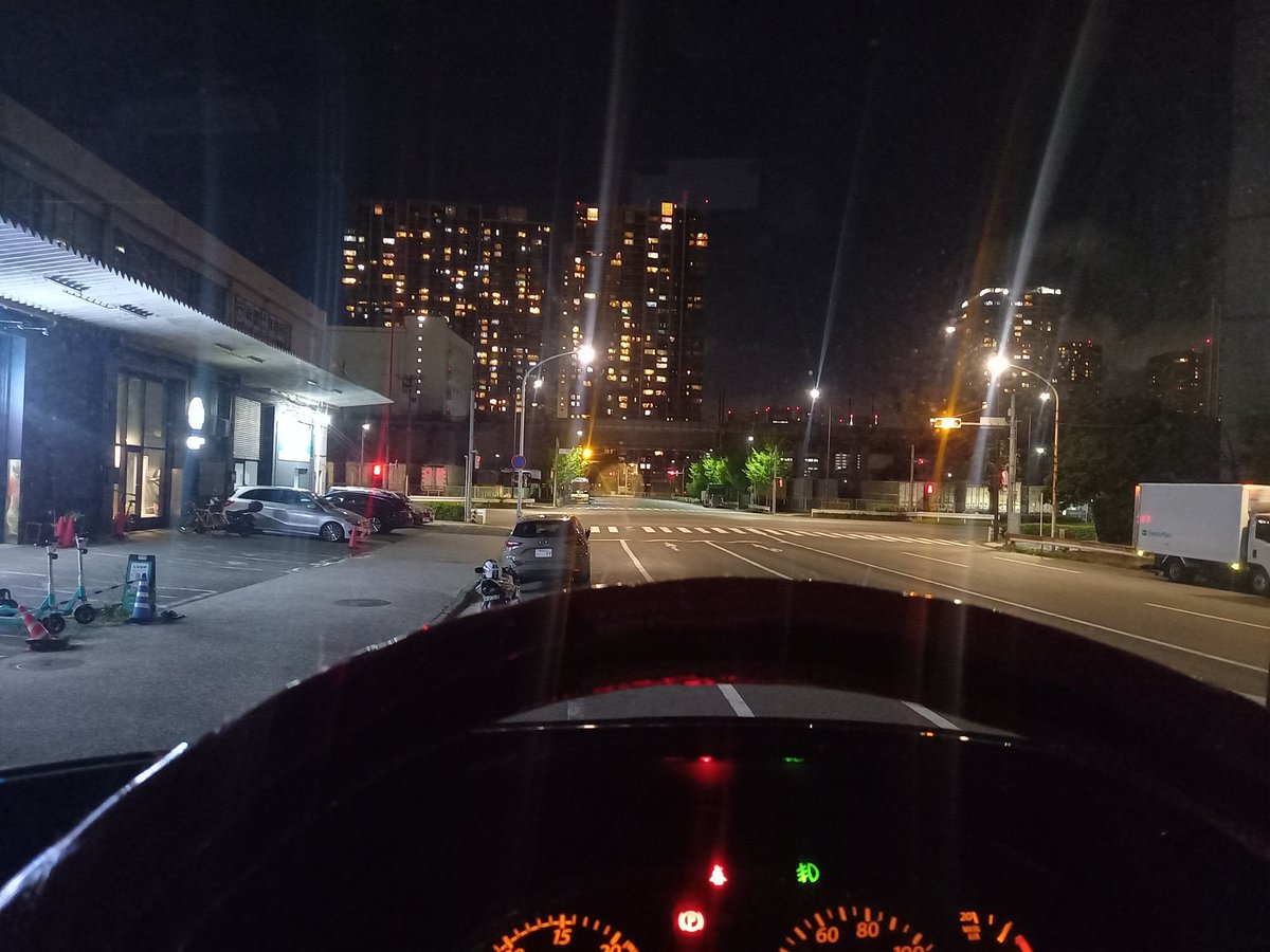 TAKA_71's tweet photo. 品川出発、車庫向け！ https://t.co/5ZEWFCbuD2