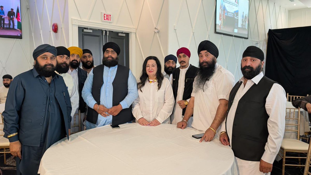 SenatorSalma's tweet photo. It was a privilege to join the Afghan Canadian Youth Council in BC and celebrate a community whose story is defined by resilience, courage and hope. The future of Canada is being shaped every day by young people who choose to lead and lift others up. I look forward to seeing the accomplishments of this next generation.