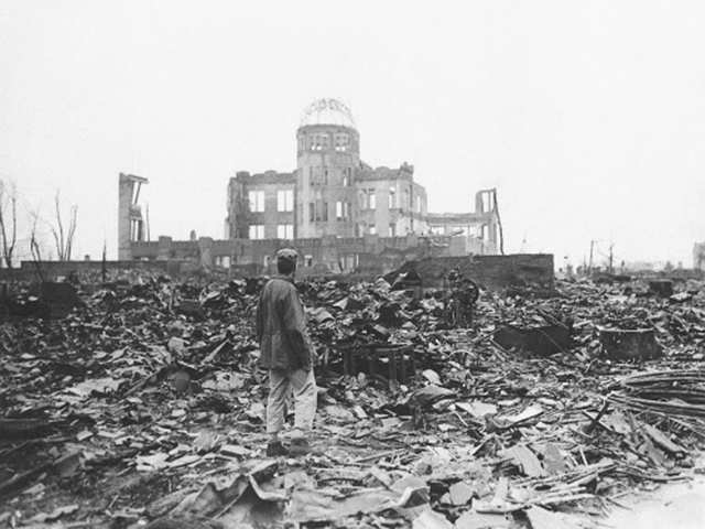 FabienColombo's tweet photo. #Hiroshima
On 6 August 1945 - 81 years ago, today -, the US army dropped an atomic bomb called "Little Boy" on Hiroshima in Japan.
From then to now, the message is still the same: #NuclearDisarmament!
It's time to live in peace, because we have #OnlyOneEarth.
🌎🌍🌏 https://t.co/0ZsWIKOjIh