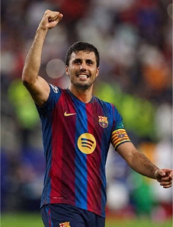 Somhiseremfcb's tweet photo. HAZLO, DECO. https://t.co/peFmAUsnZc