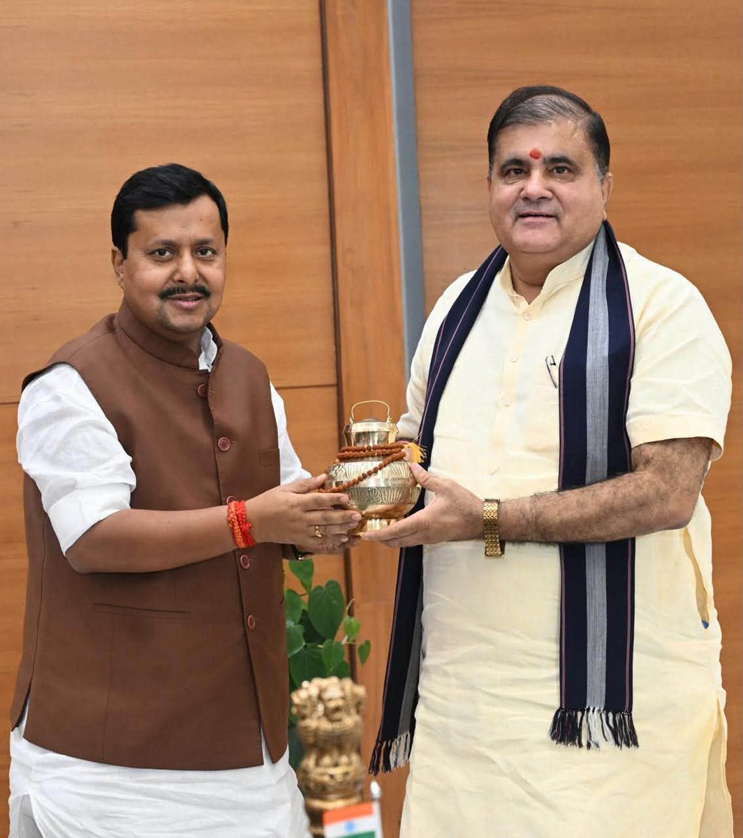 BJP4UK's tweet photo. आज नई दिल्ली में भाजपा के राष्ट्रीय अध्यक्ष श्री @NitinNabin जी से प्रदेश अध्यक्ष एवं राज्यसभा सांसद श्री @mahendrabhatbjp जी ने शिष्टाचार भेंट की।

इस दौरान संगठनात्मक विषयों और विभिन्न समसामयिक मुद्दों पर विस्तृत चर्चा की। https://t.co/FcoTsQjqzv