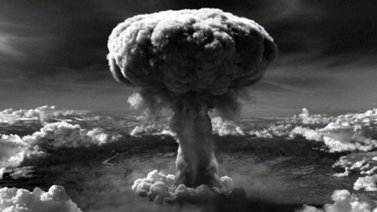 porktendencia's tweet photo. "Hiroshima":
Porque hoy se cumplen 81 años del lanzamiento de la bomba atómica sobre Japón https://t.co/TcNlxDPIpU