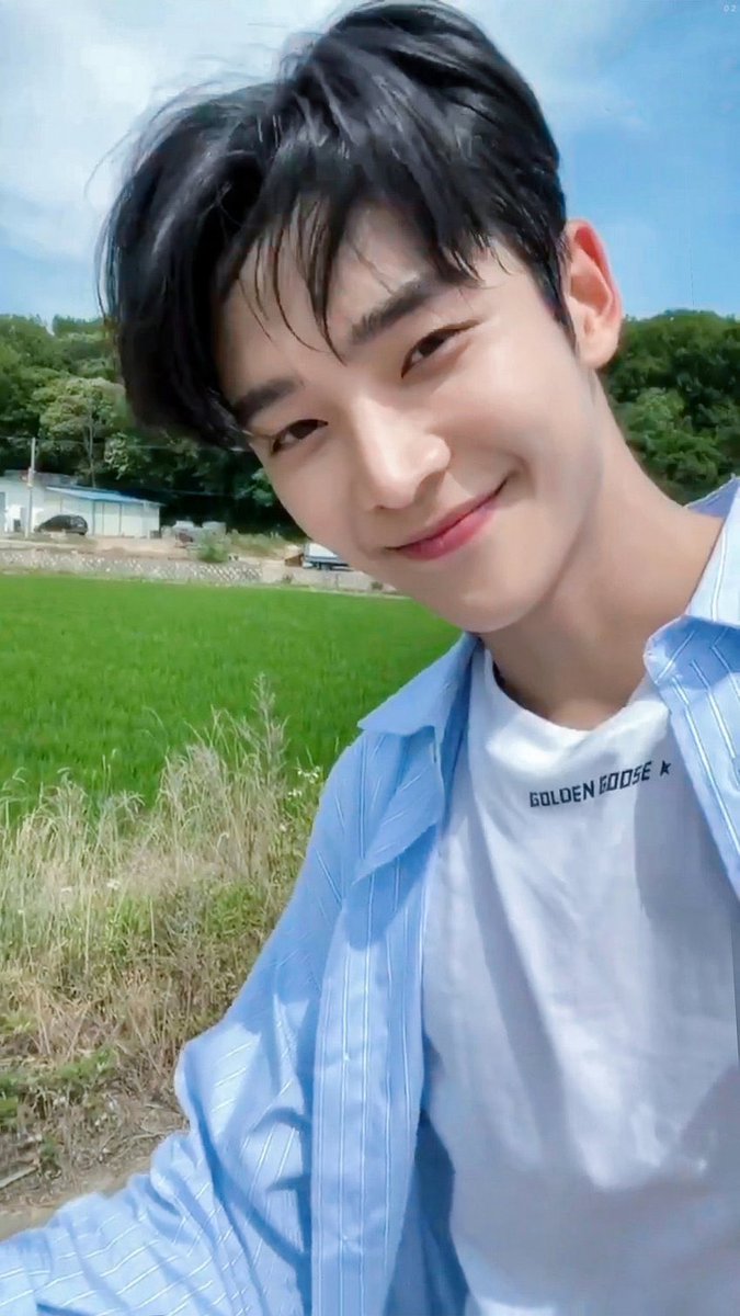 ronduck_'s tweet photo. 로운아태어나줘서고마워
#로밍의여름_로운아_생일축하해
올해도너의생일을축하할수있어서
#HBD_ROWOON_DAY
너무좋아앞으로도함께하자 https://t.co/HsAC07tXDf