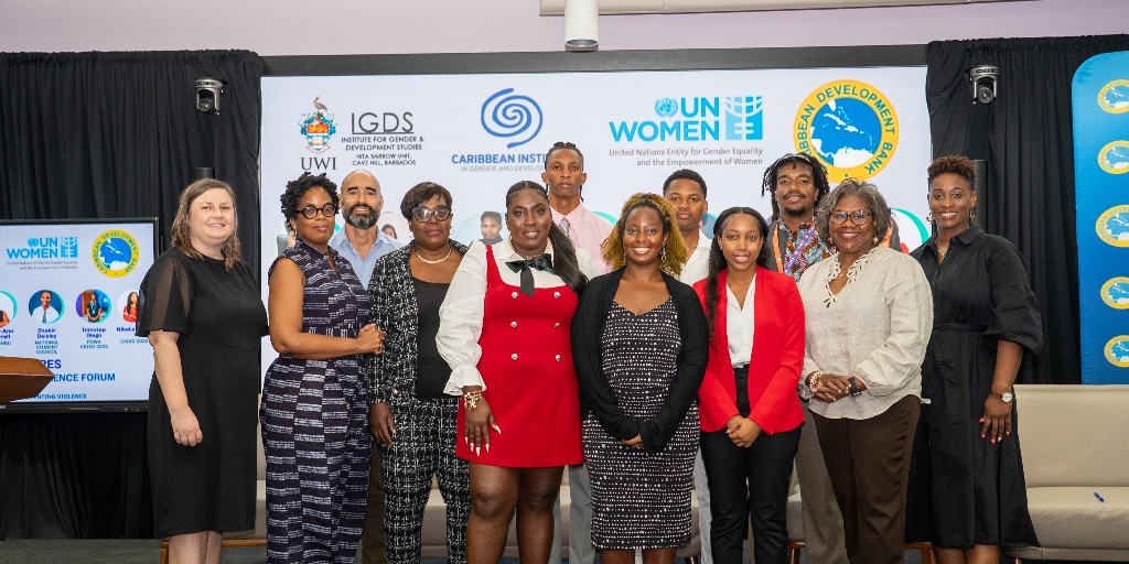 Caribank's tweet photo. 🌎🤝 Building a region free from violence.

🗣️ At the Caribbean Futures High-Level Anti-Violence Forum, @Caribank, @unwomencarib and @UWI_CaveHill united youth leaders, policymakers and practitioners to develop Caribbean-led solutions to violence. 

💡 Advancing gender equality and youth empowerment is key to creating safer communities across the Caribbean. 

👉 Find out more: https://t.co/kJNYW9I7qn

#OurCDB #OurCaribbean #CaribbeanFutures #ViolencePrevention #YouthEmpowerment #GenderEquality