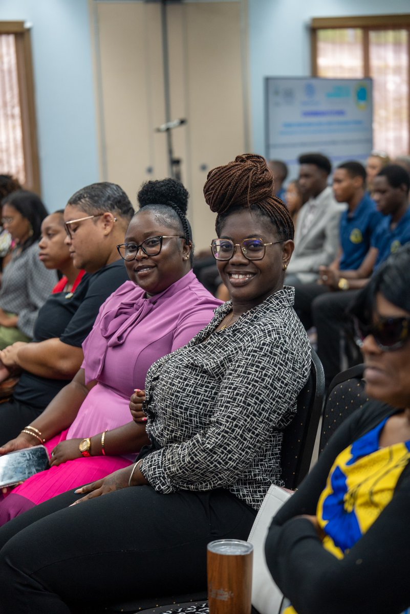 Caribank's tweet photo. 🌎🤝 Building a region free from violence.

🗣️ At the Caribbean Futures High-Level Anti-Violence Forum, @Caribank, @unwomencarib and @UWI_CaveHill united youth leaders, policymakers and practitioners to develop Caribbean-led solutions to violence. 

💡 Advancing gender equality and youth empowerment is key to creating safer communities across the Caribbean. 

👉 Find out more: https://t.co/kJNYW9I7qn

#OurCDB #OurCaribbean #CaribbeanFutures #ViolencePrevention #YouthEmpowerment #GenderEquality