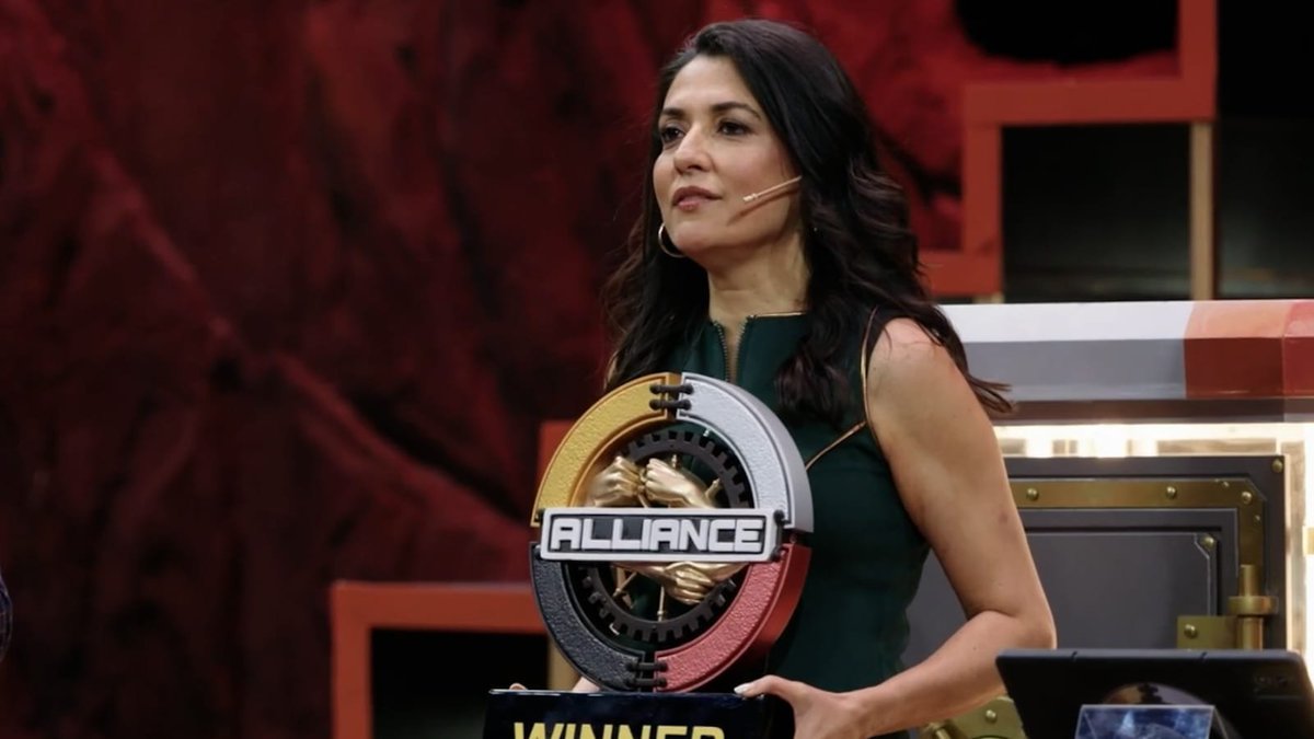 BiggBoss_20's tweet photo. The winner’s moment has arrived after weeks of competition.
    Mini Mathur takes home ₹50 lakh and the title. 💰 #AllianceFinale #thealliance #minimathur #alliance #alliance2 https://t.co/muimaURRsr
