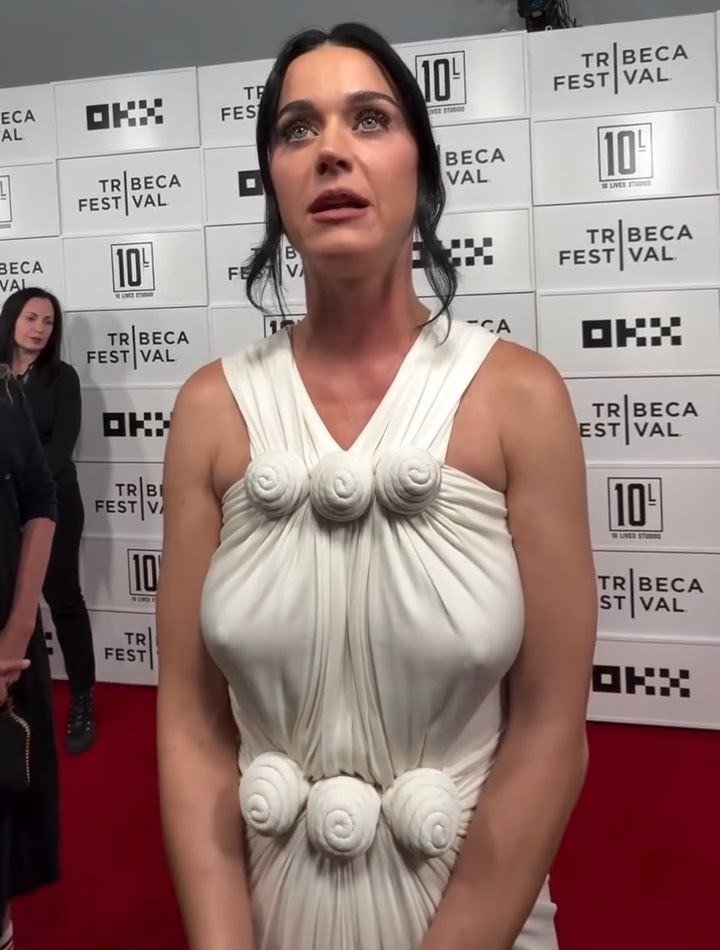 Softyyy_tweets's tweet photo. Katy Perry at 41 still leaving people speechless 🔥 https://t.co/SXJ9gZVOr7