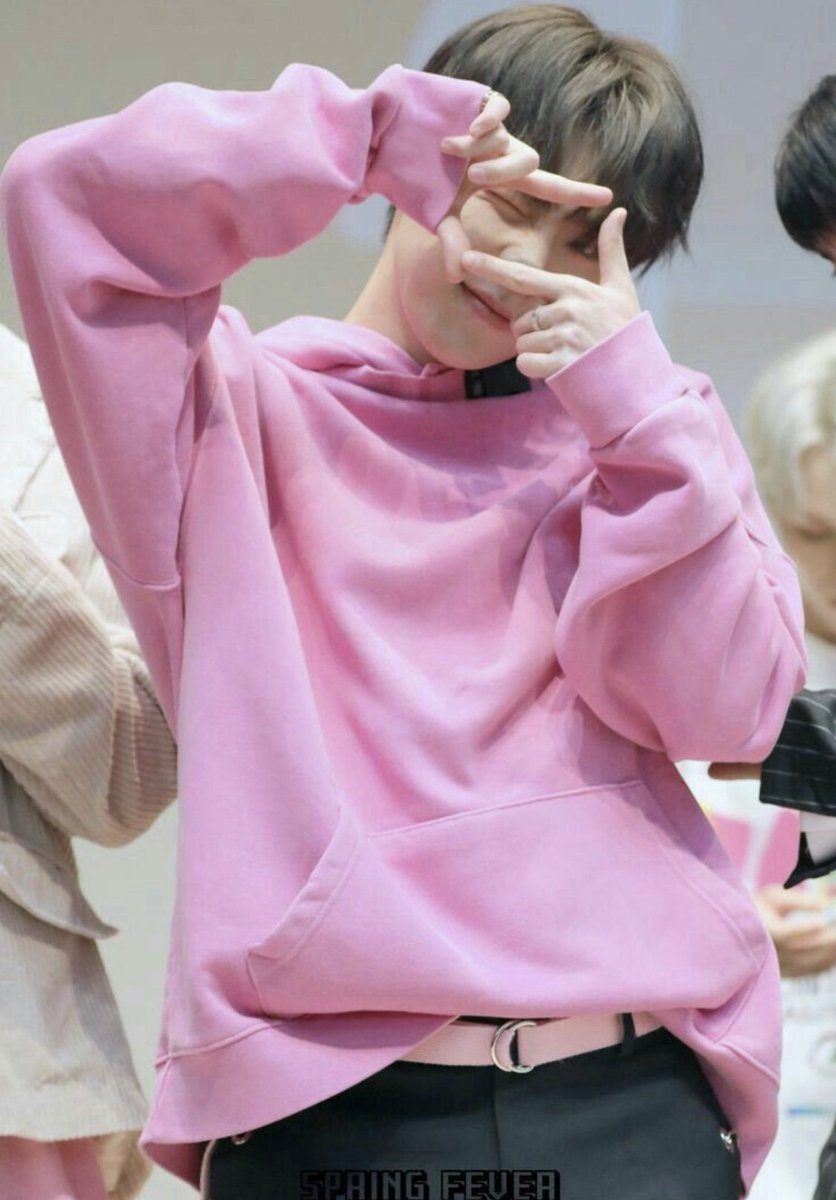 sxt_y3h2's tweet photo. 저두 생일시 하구 싶은데
11월 35일에 생일인 멤버들은 없으려나여..? 🙄
죄송해여... ㅎㅎ
사과의 의미로 스냅슛 디노 🦦📸🦖🍼 https://t.co/TEtdd8gurr
