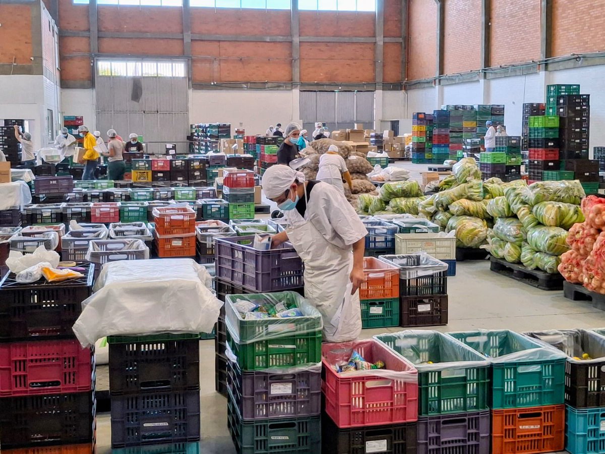 SecEducaCundi's tweet photo. La transparencia también se construye desde las bodegas del Programa de Alimentación Escolar. https://t.co/TFN7mBns9X